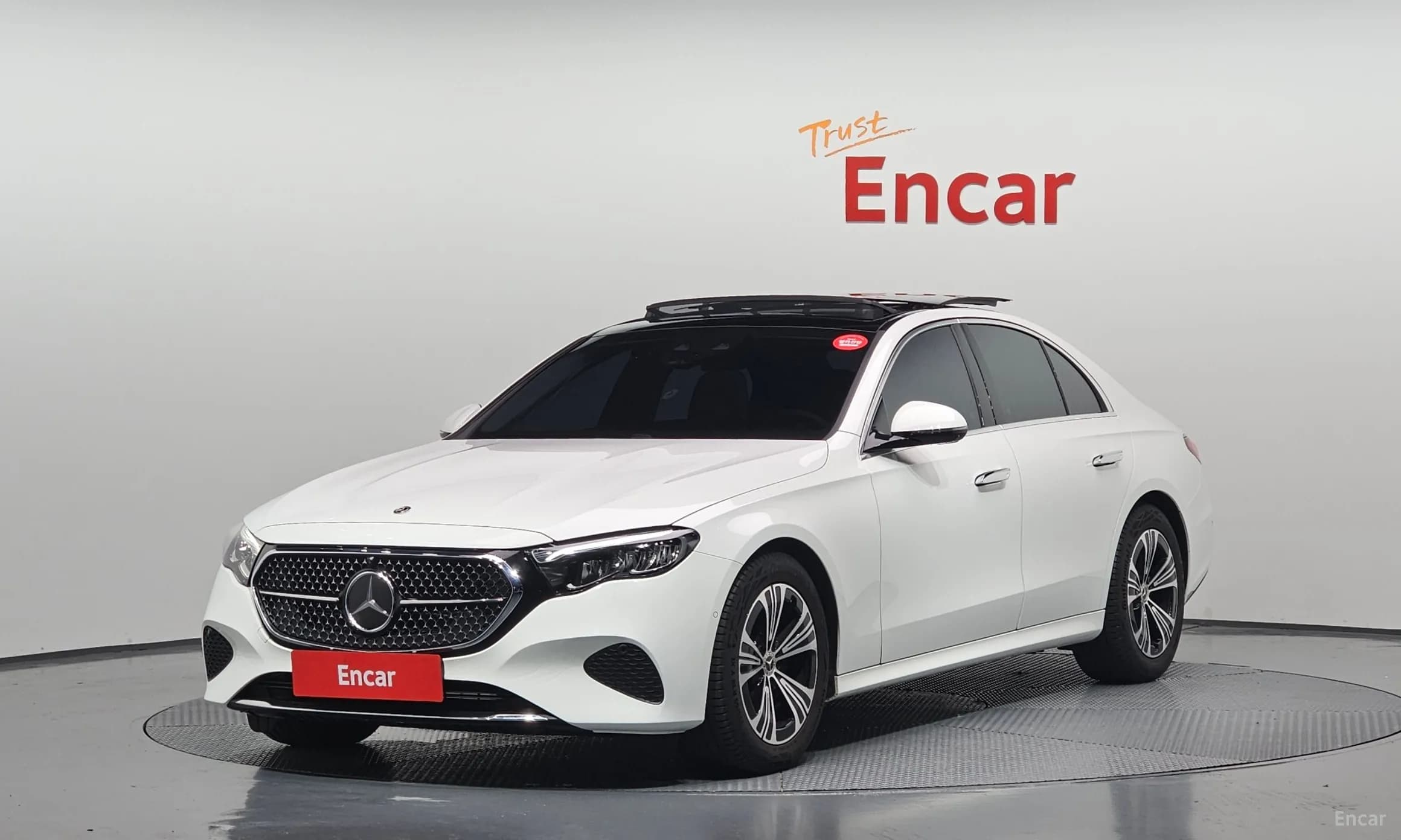 E-Class W214