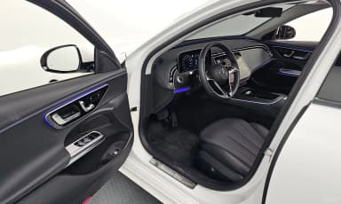 E-Class W214