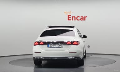 E-Class W214