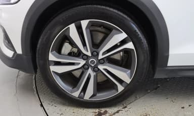 V60 Cross-Country 2nd Generation