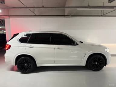 X5 (F15)