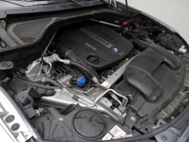 X5 (F15)