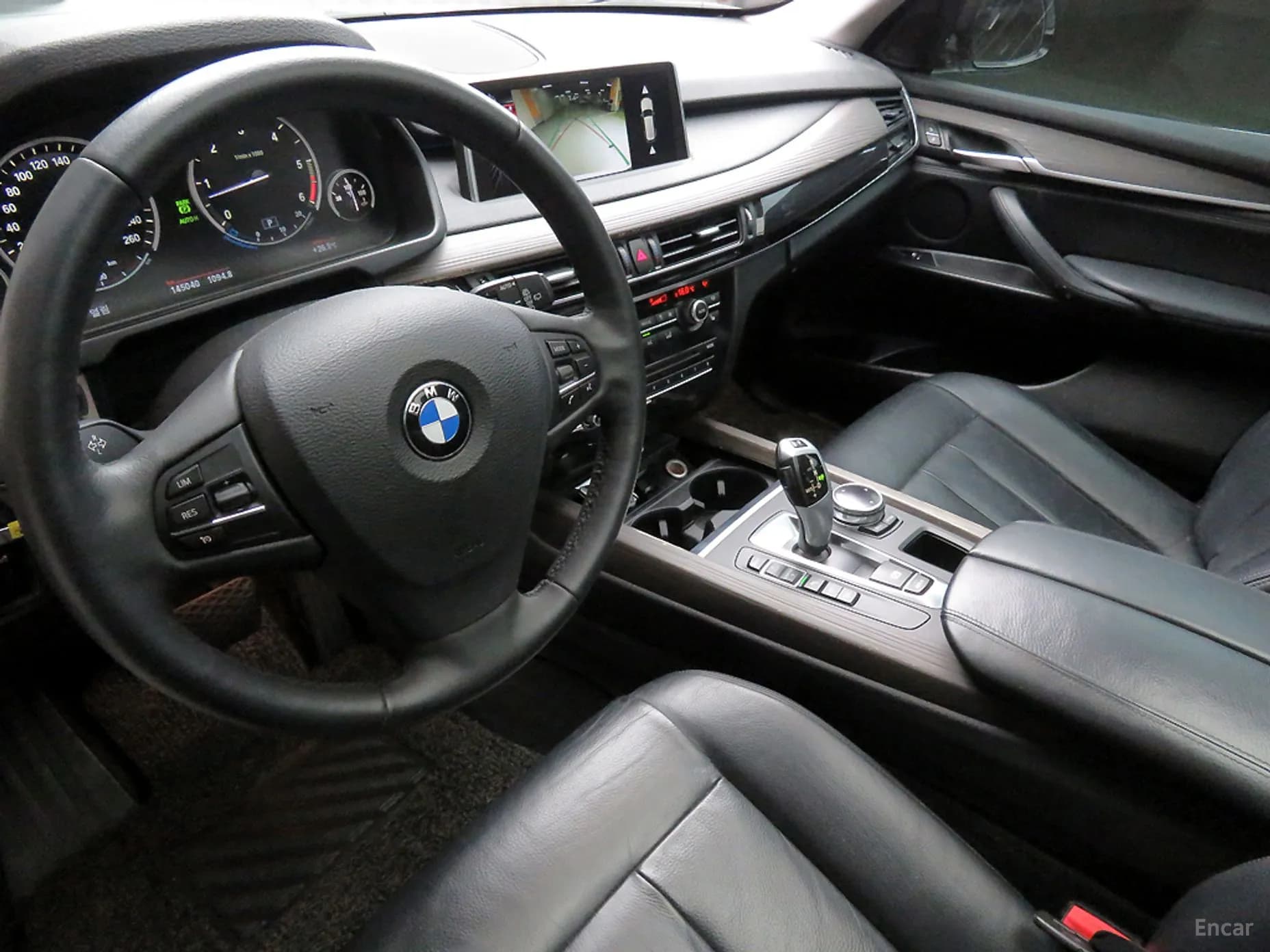 X5 (F15)