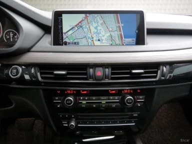 X5 (F15)