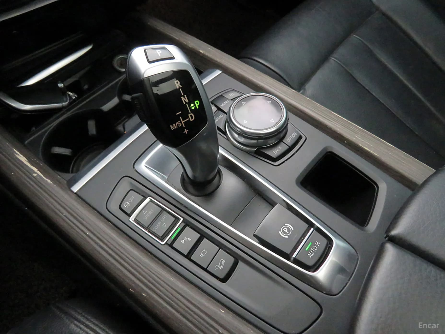 X5 (F15)
