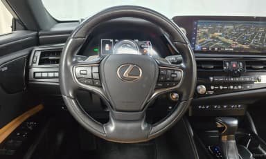 ES300h 7th Generation