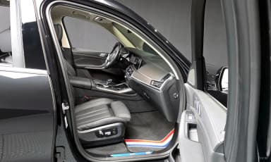 X7 (G07)