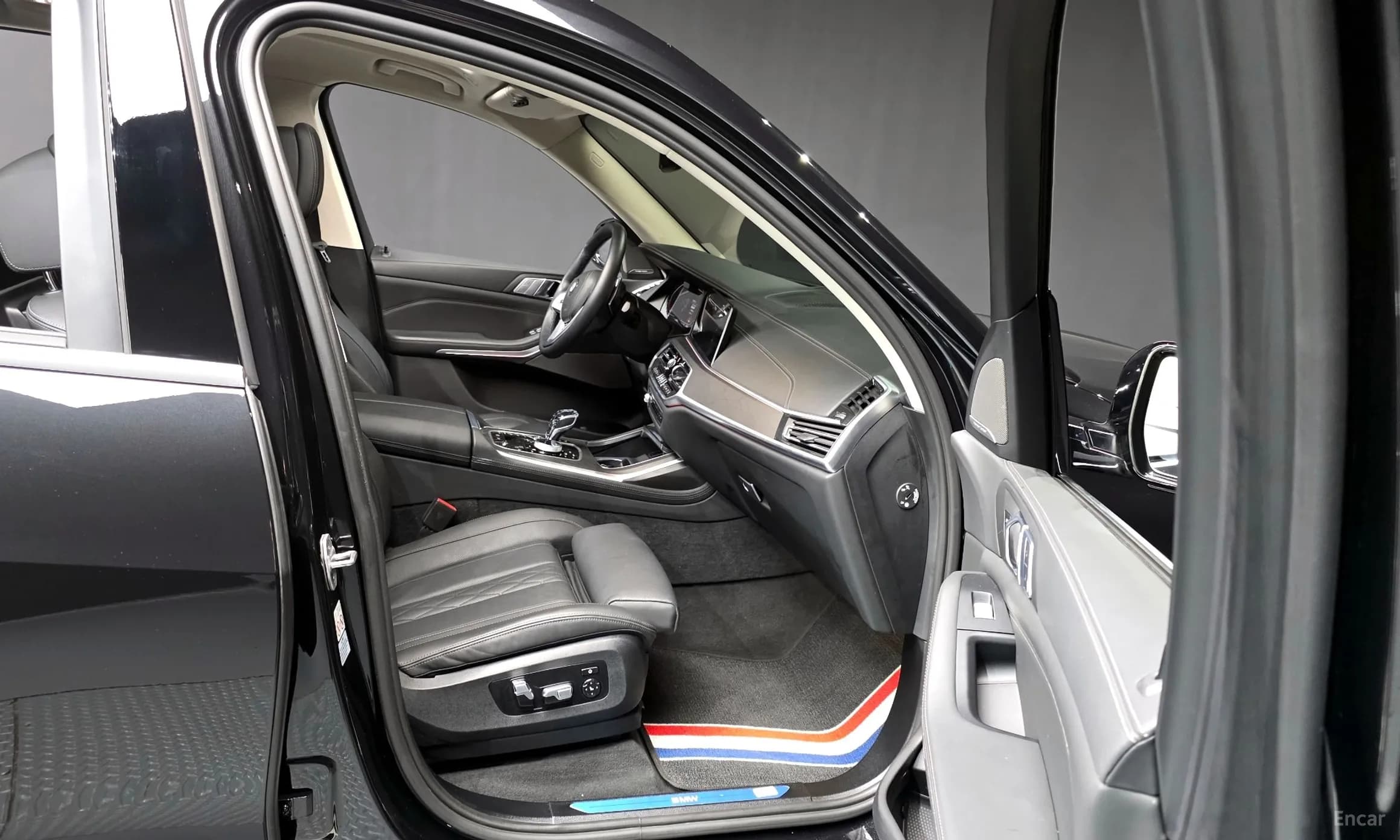 X7 (G07)