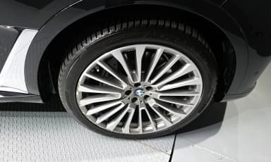 X7 (G07)