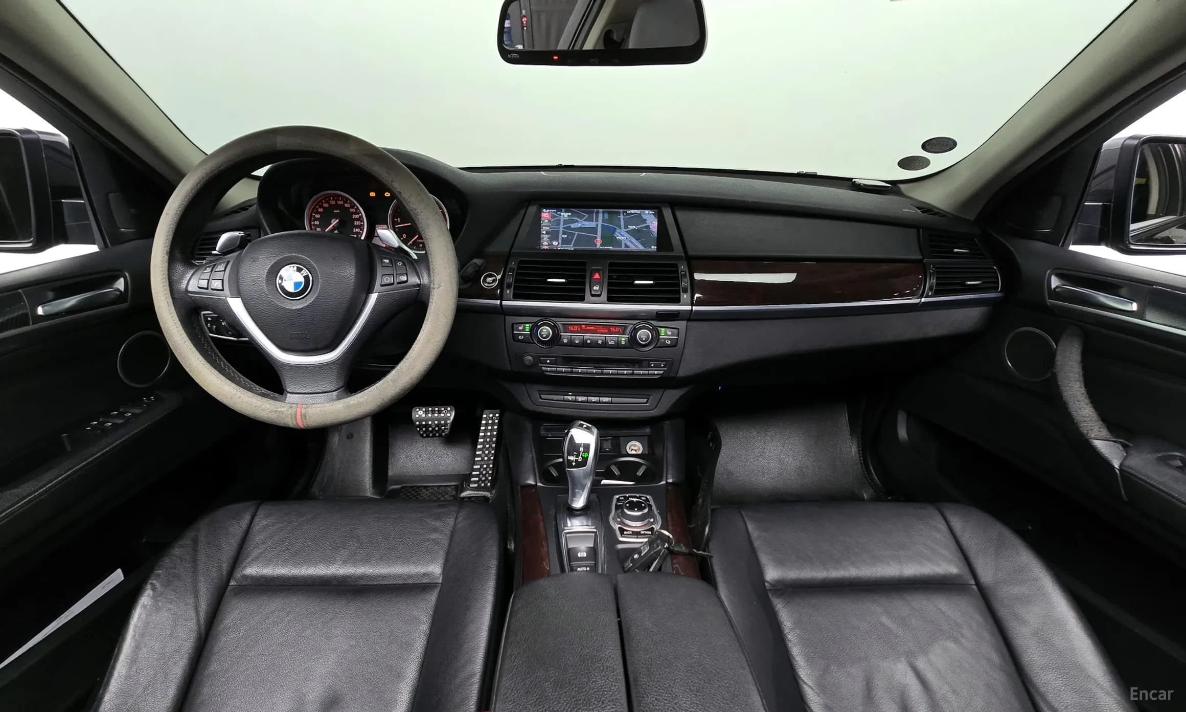 X6 (E71)
