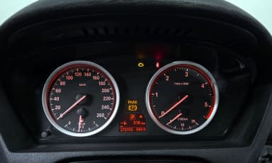 X6 (E71)