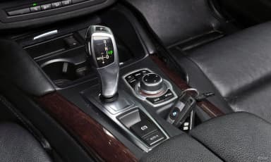 X6 (E71)