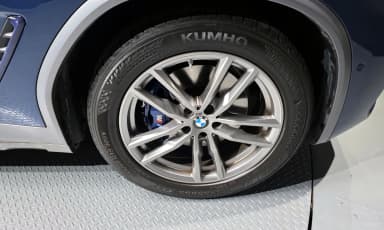 X4 (G02)