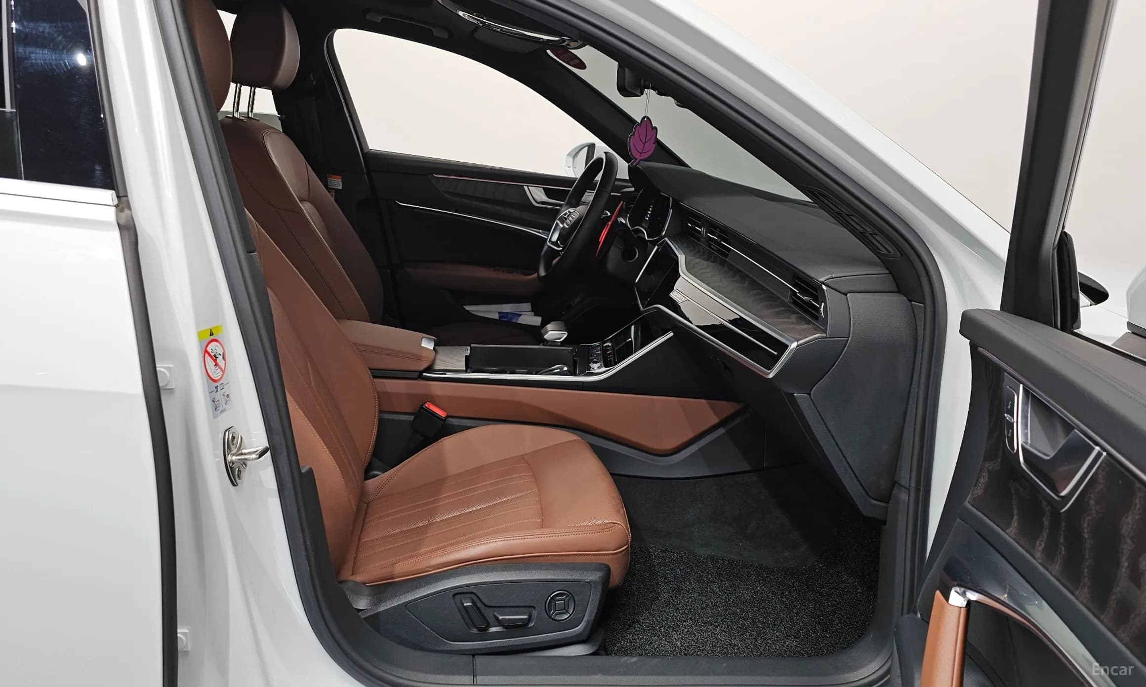A6 (C8)