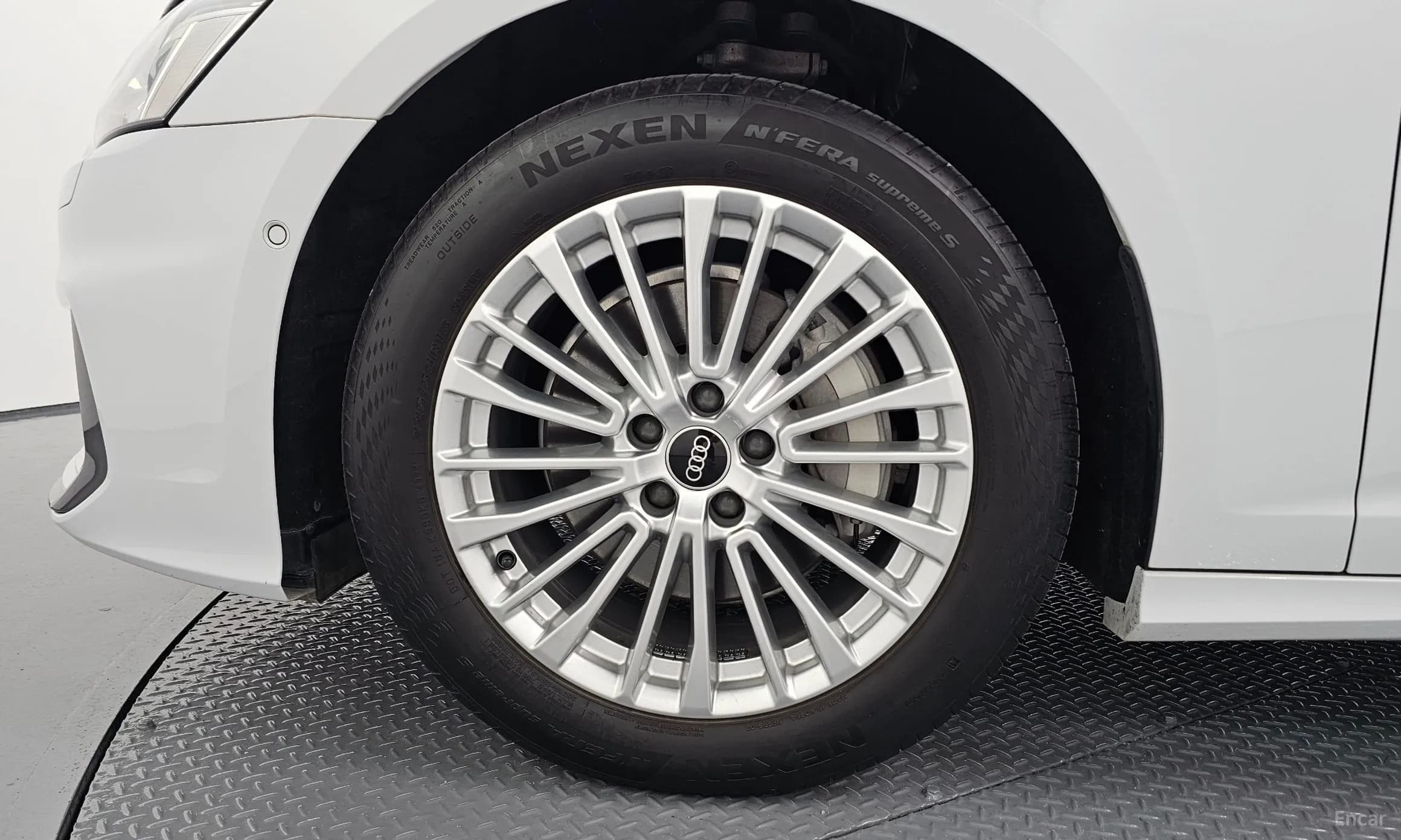 A6 (C8)