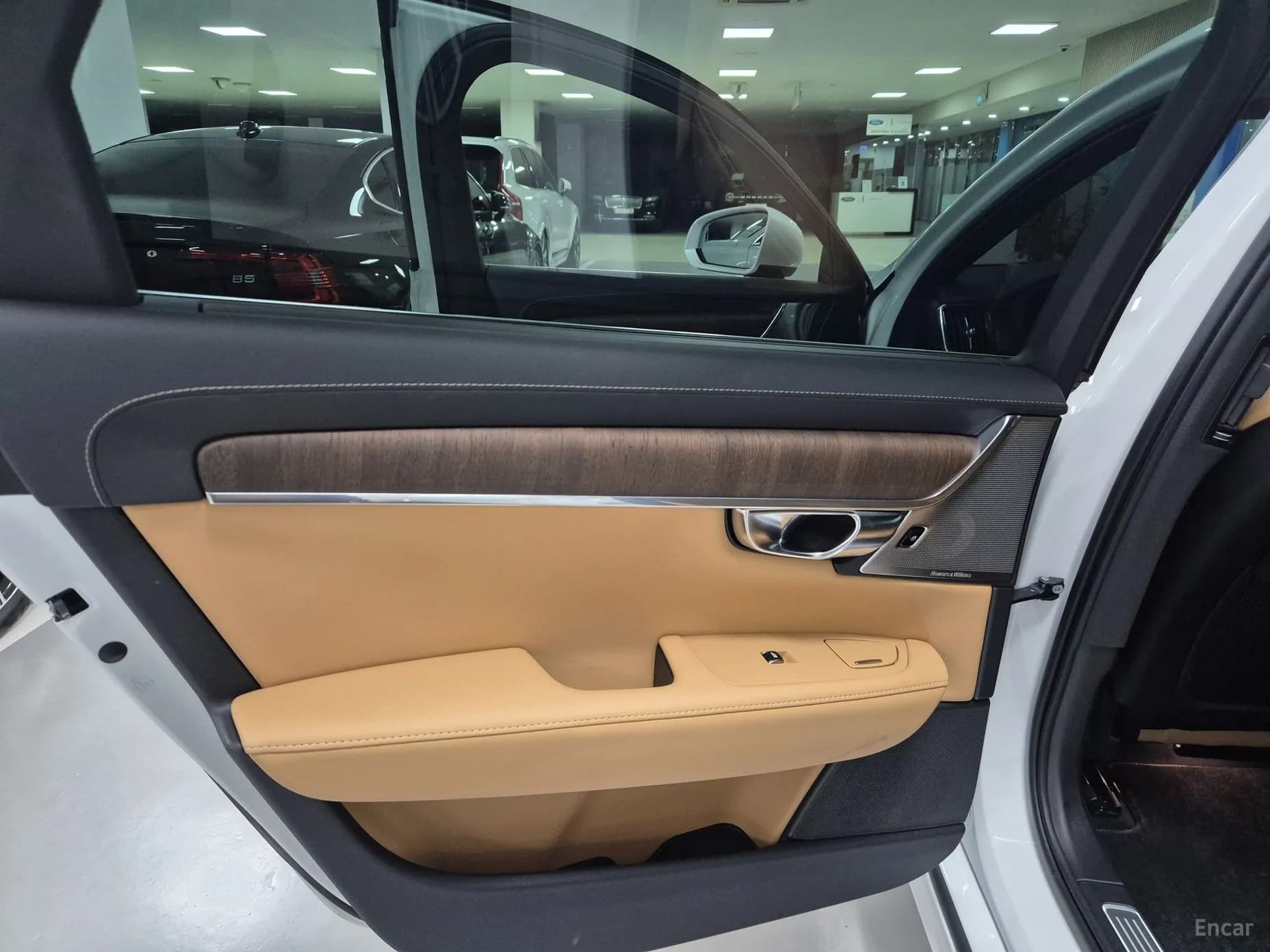 S90