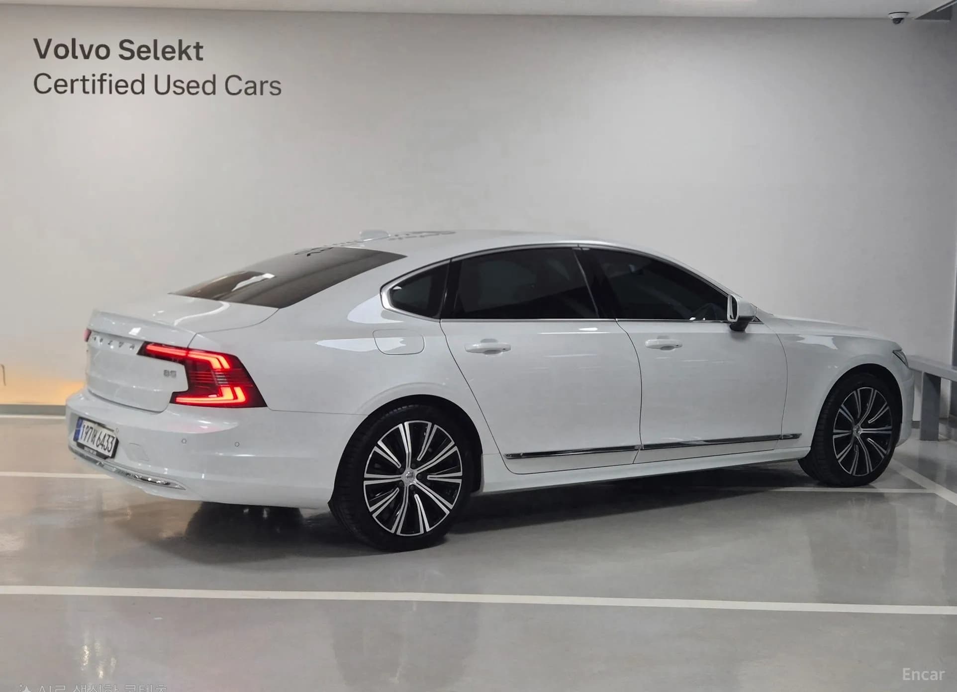 S90