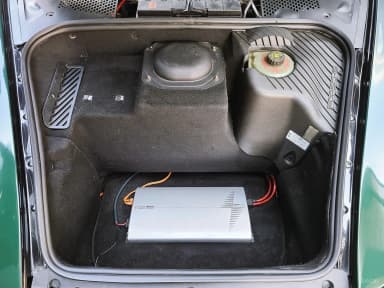 910