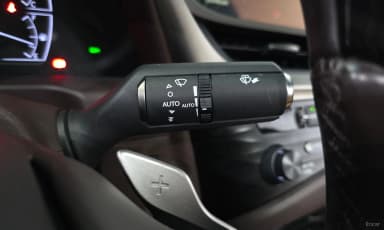 ES300h 7th Generation