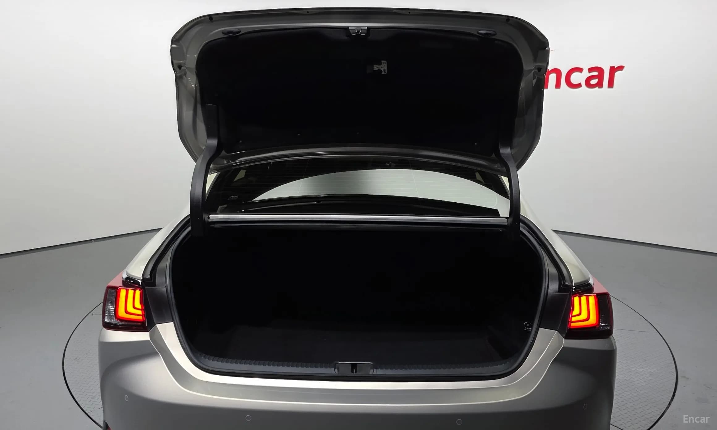 ES300h 7th Generation