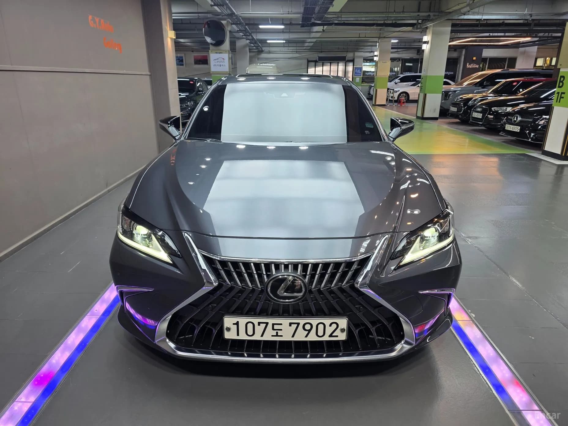 ES300h 7th Generation