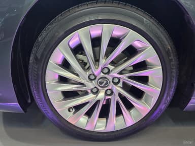 ES300h 7th Generation