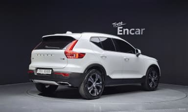 XC40