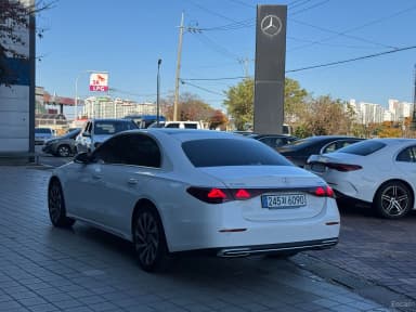 E-Class W214