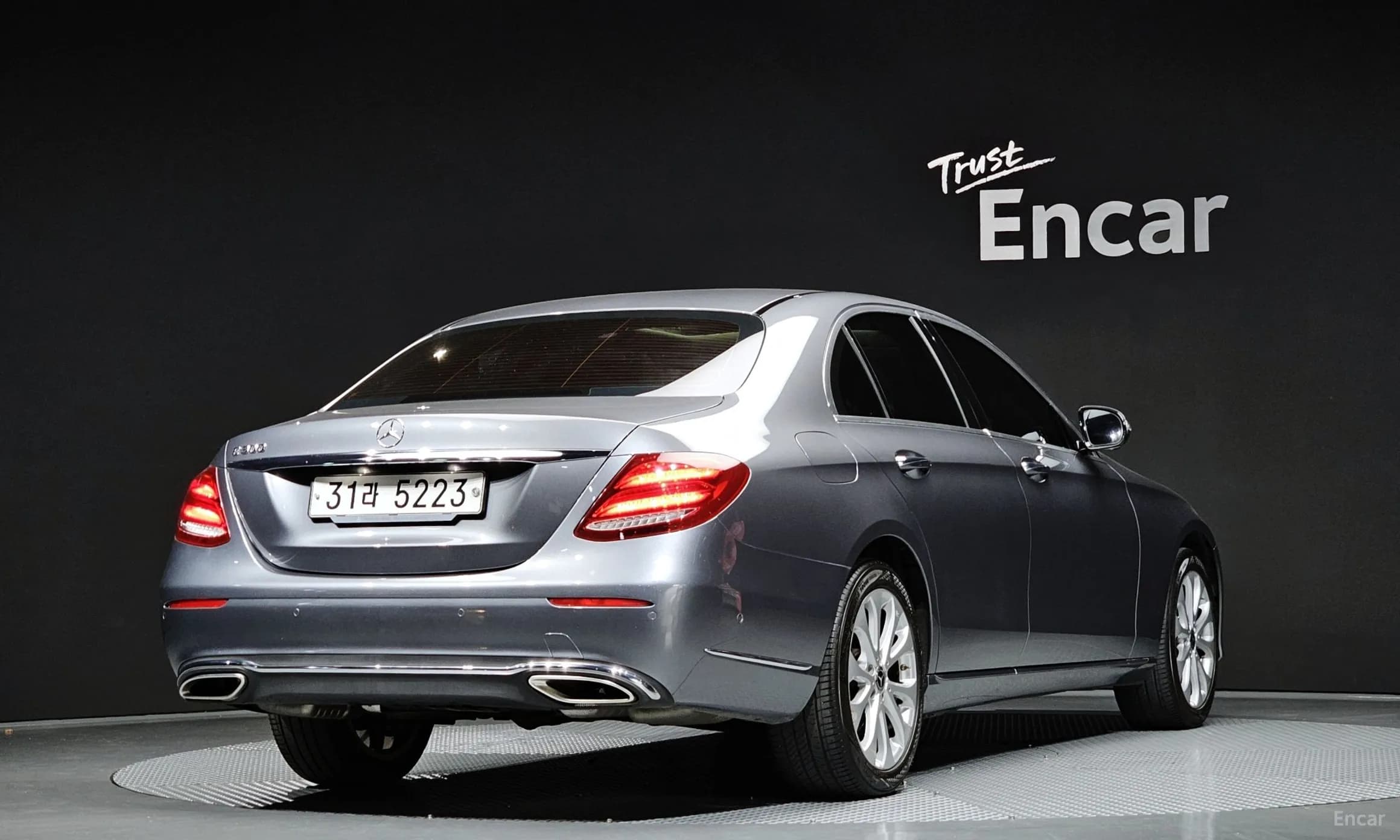 E-Class W213