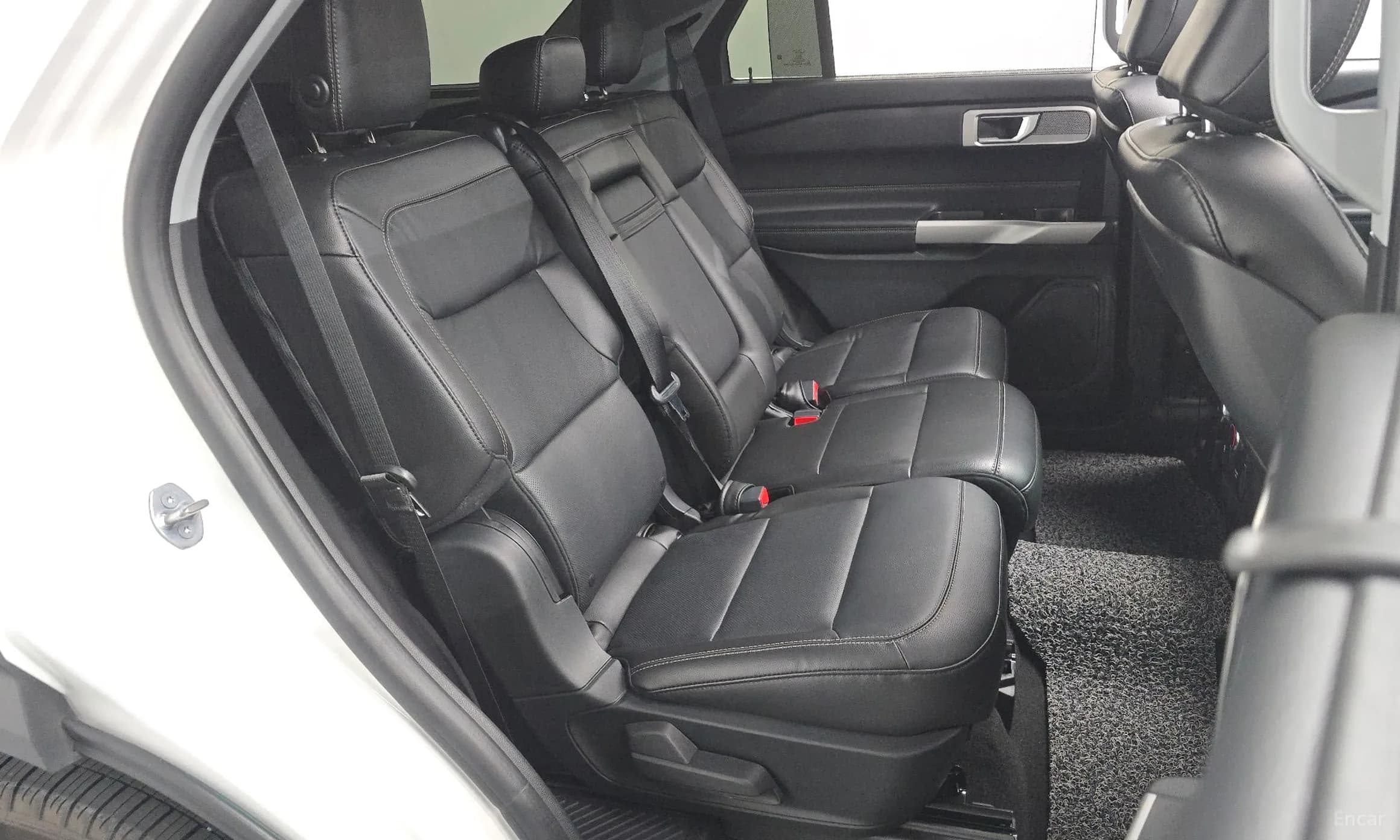 Explorer 6th Generation