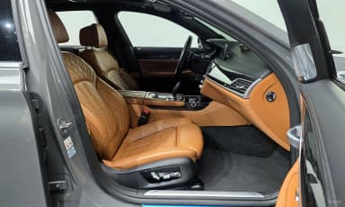 7 Series (G11)