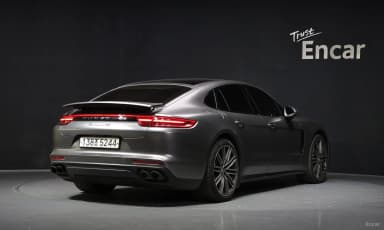 Panamera (971)