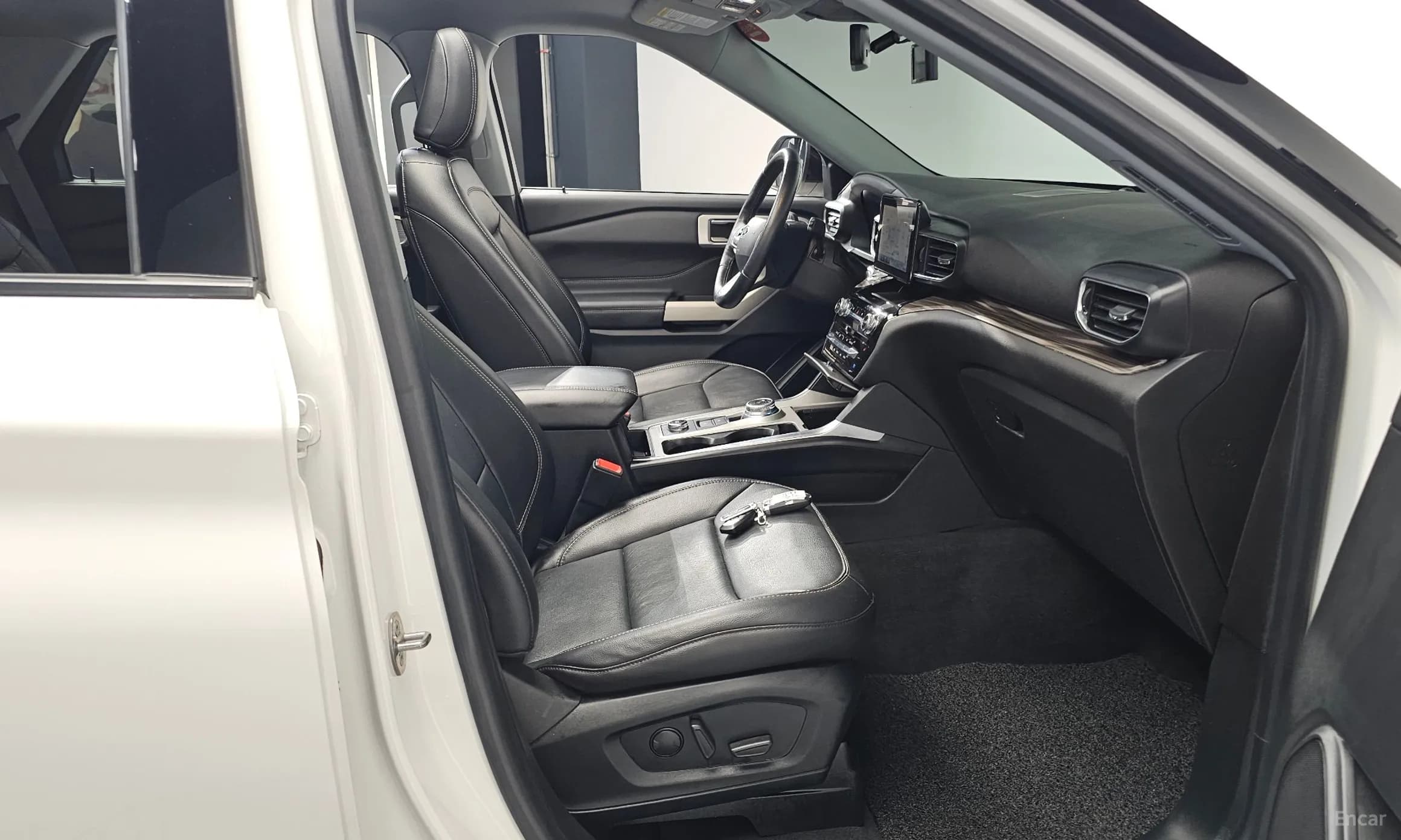 Explorer 6th Generation