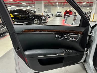S-Class W221