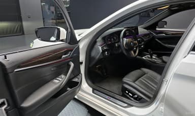 5 Series (G30)