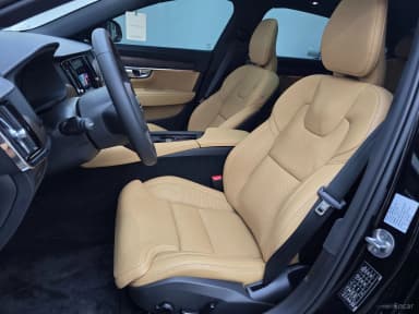 S90