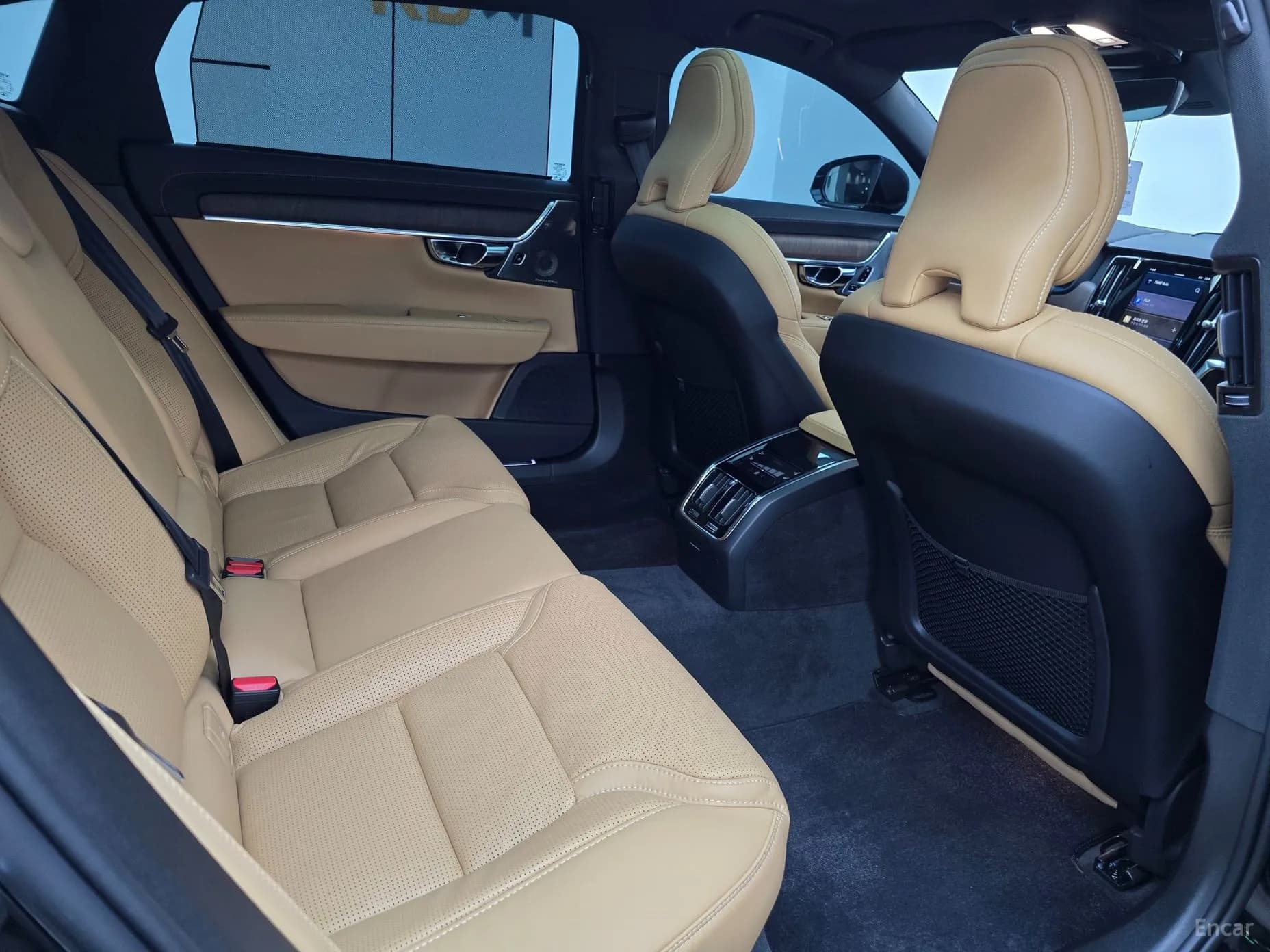S90