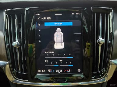 S90