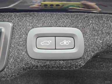 S90
