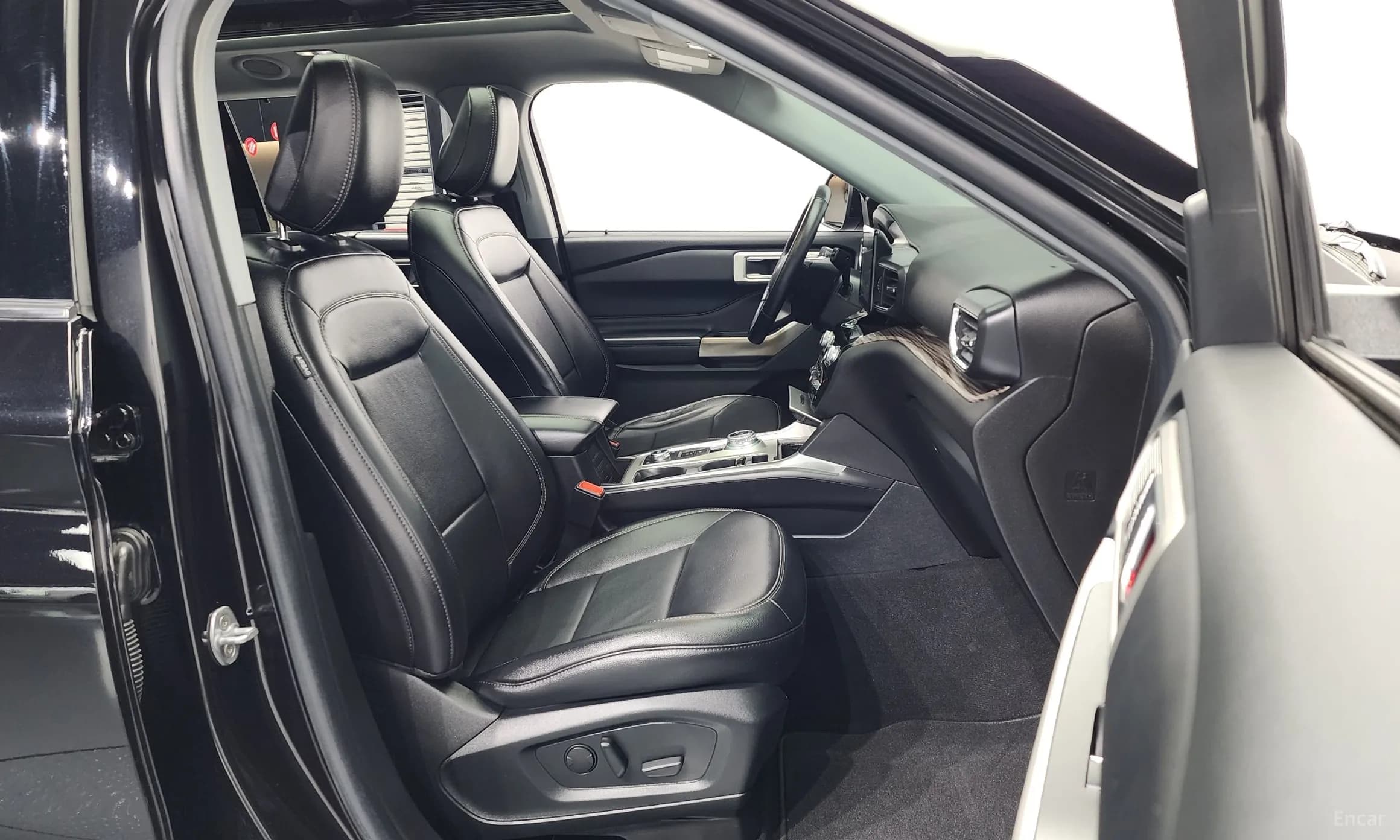 Explorer 6th Generation