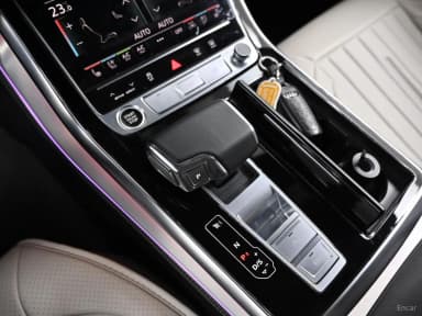 Q7 (4M)