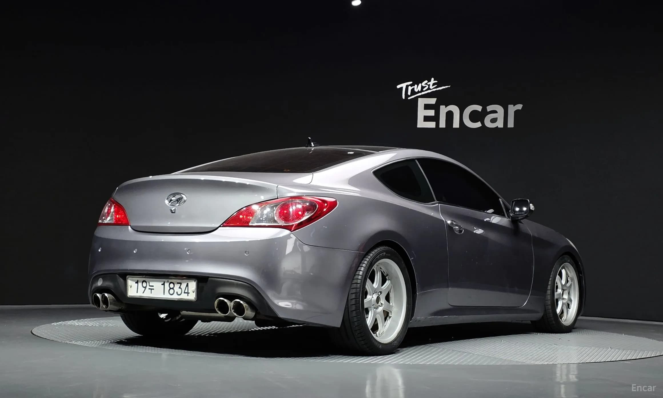 Genesis Coupe