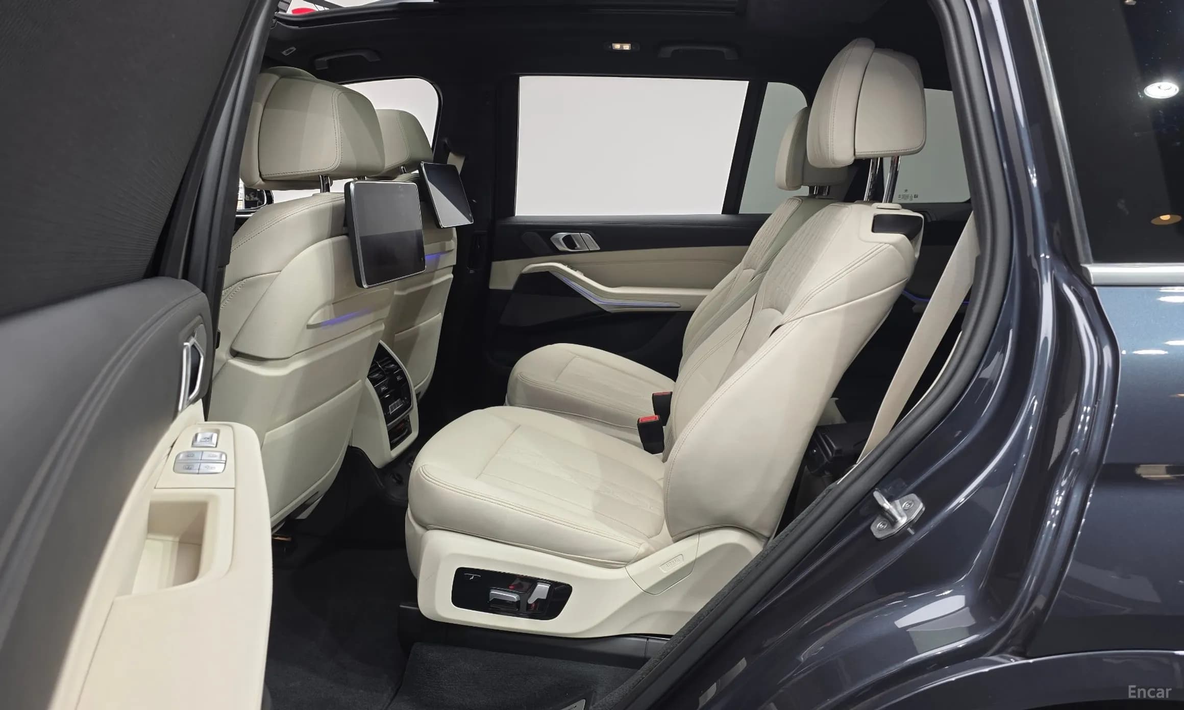 X7 (G07)