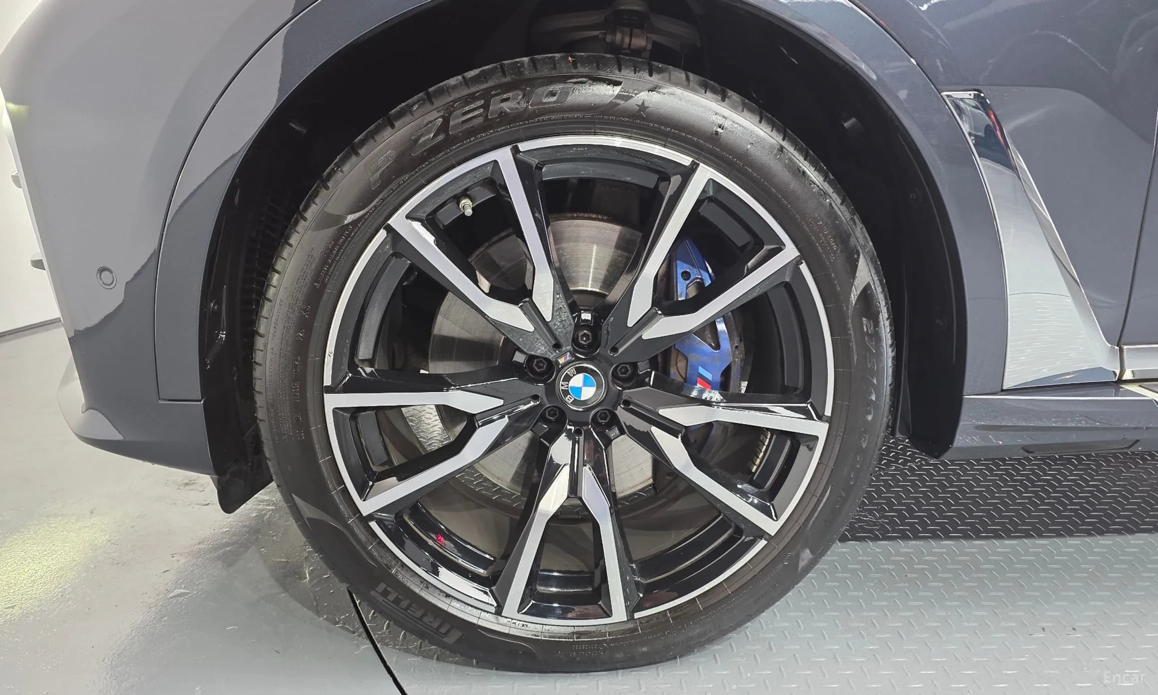 X7 (G07)