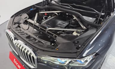 X7 (G07)