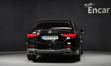 C-Class W206