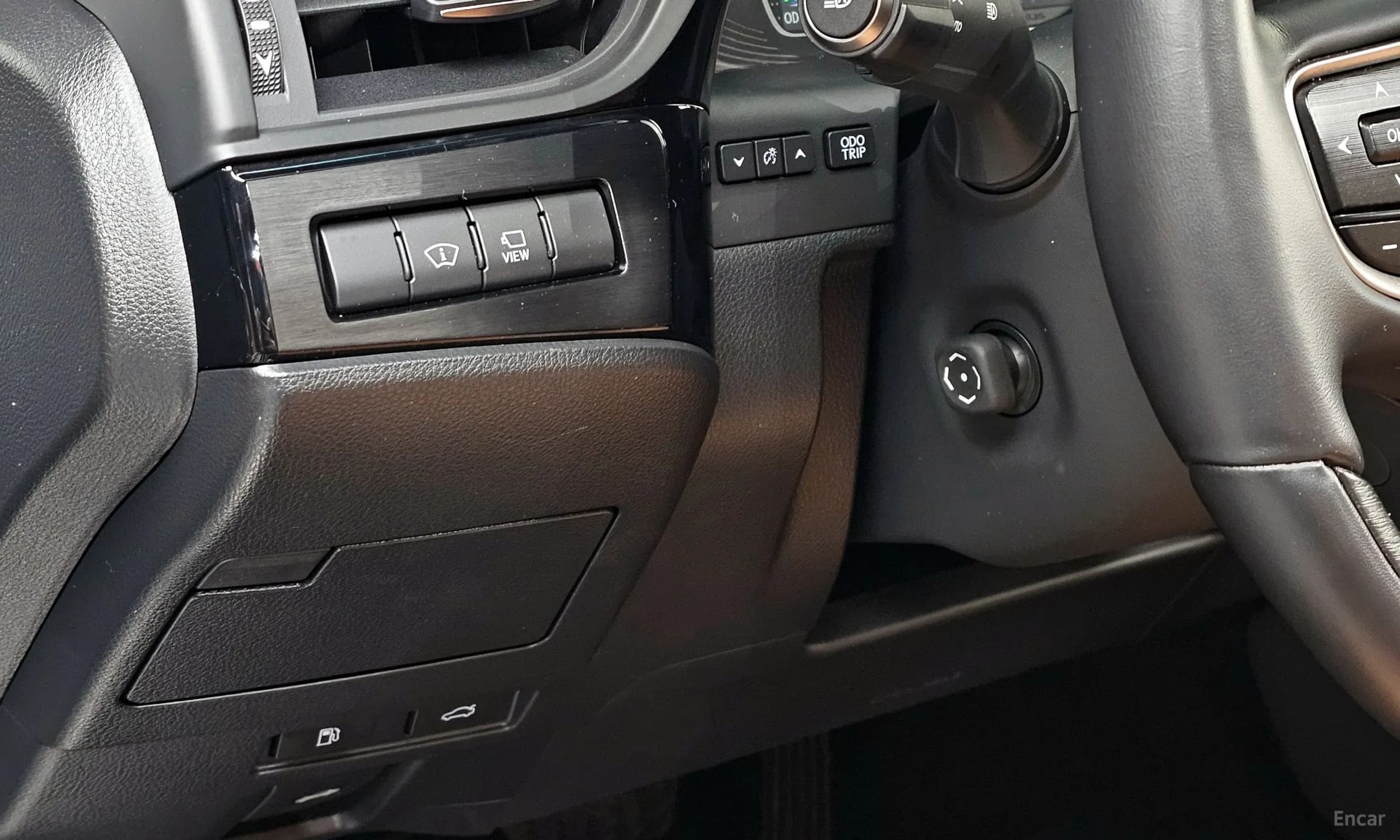 ES300h 7th Generation