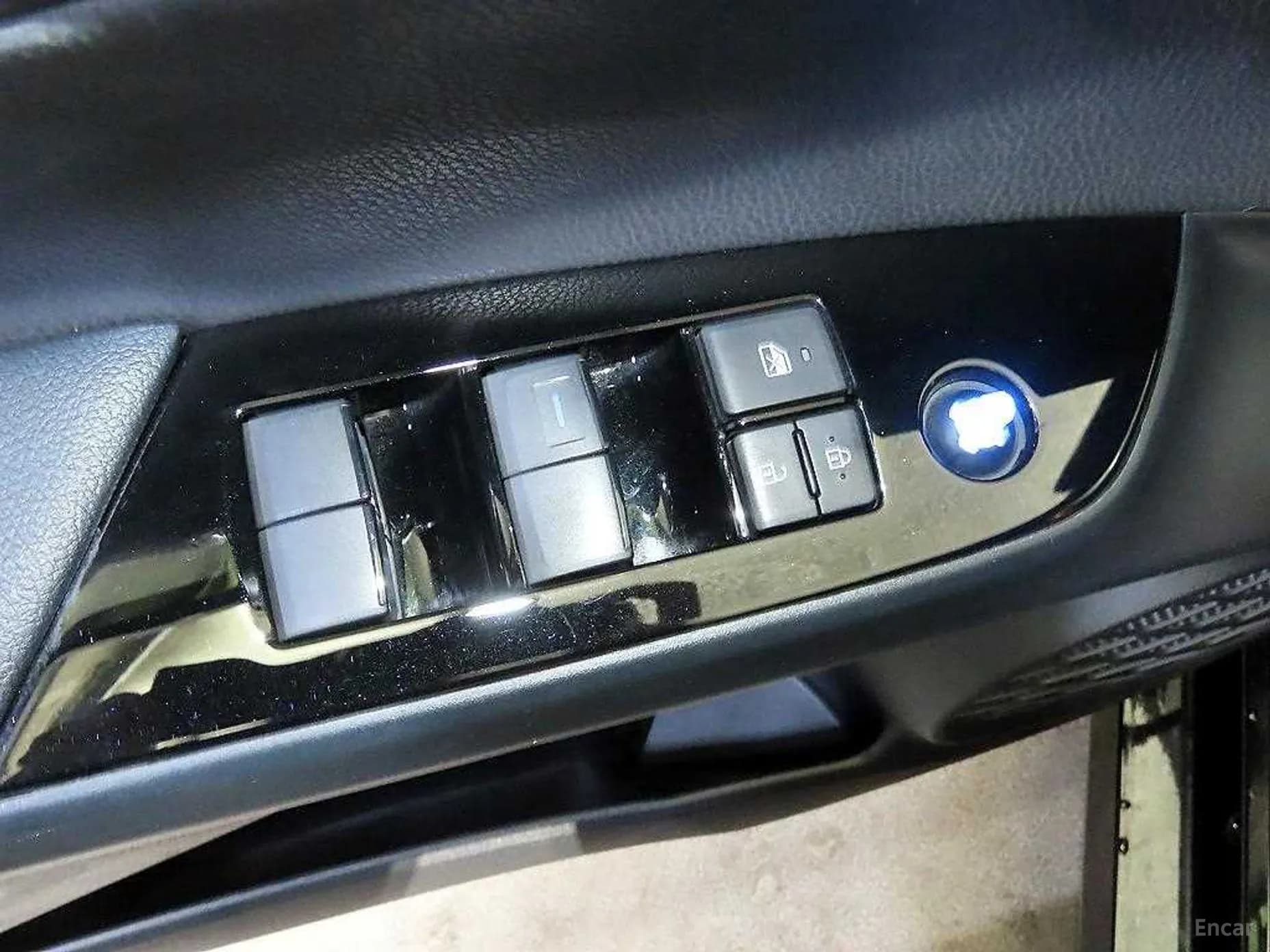 Prius 4th Generation