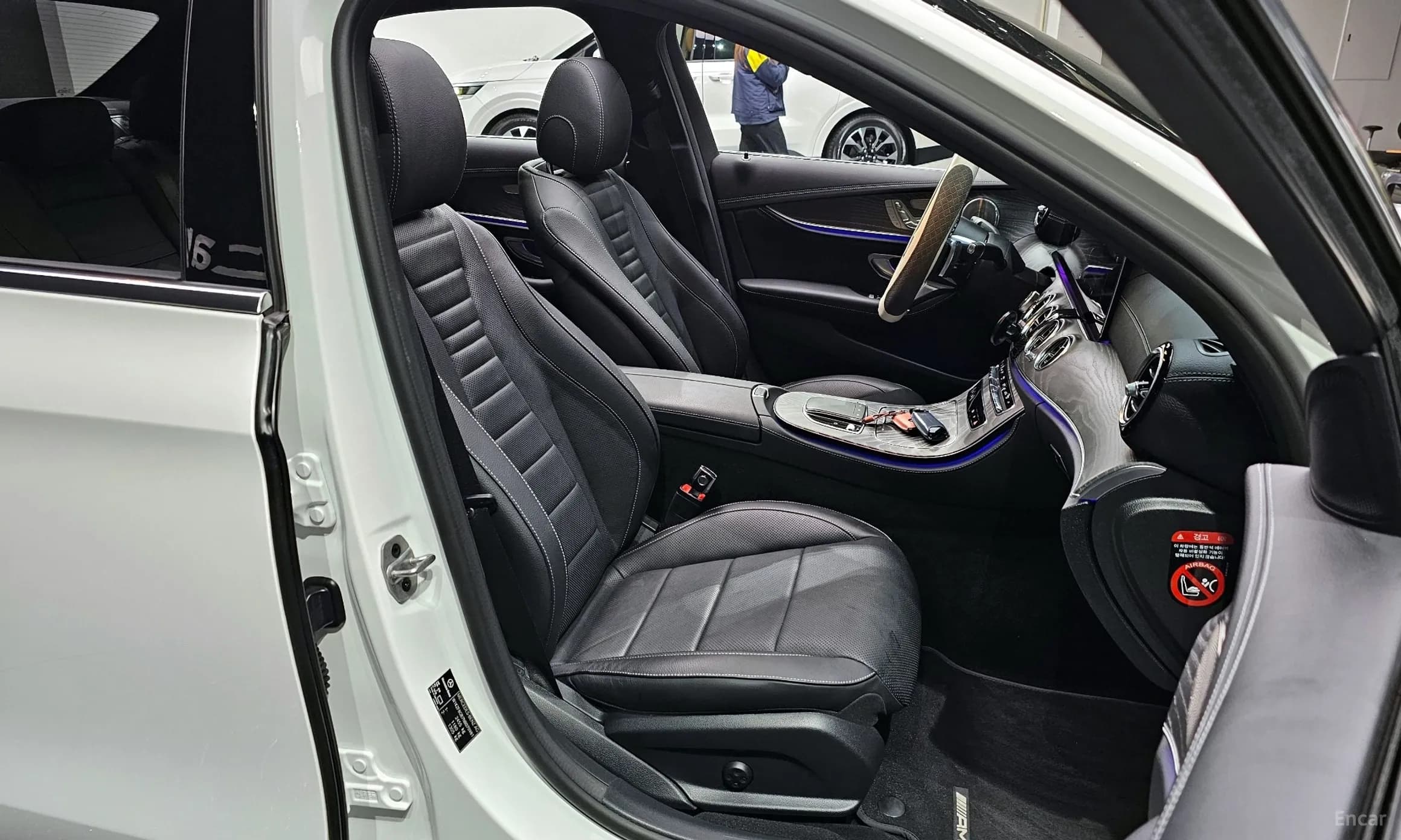 E-Class W213