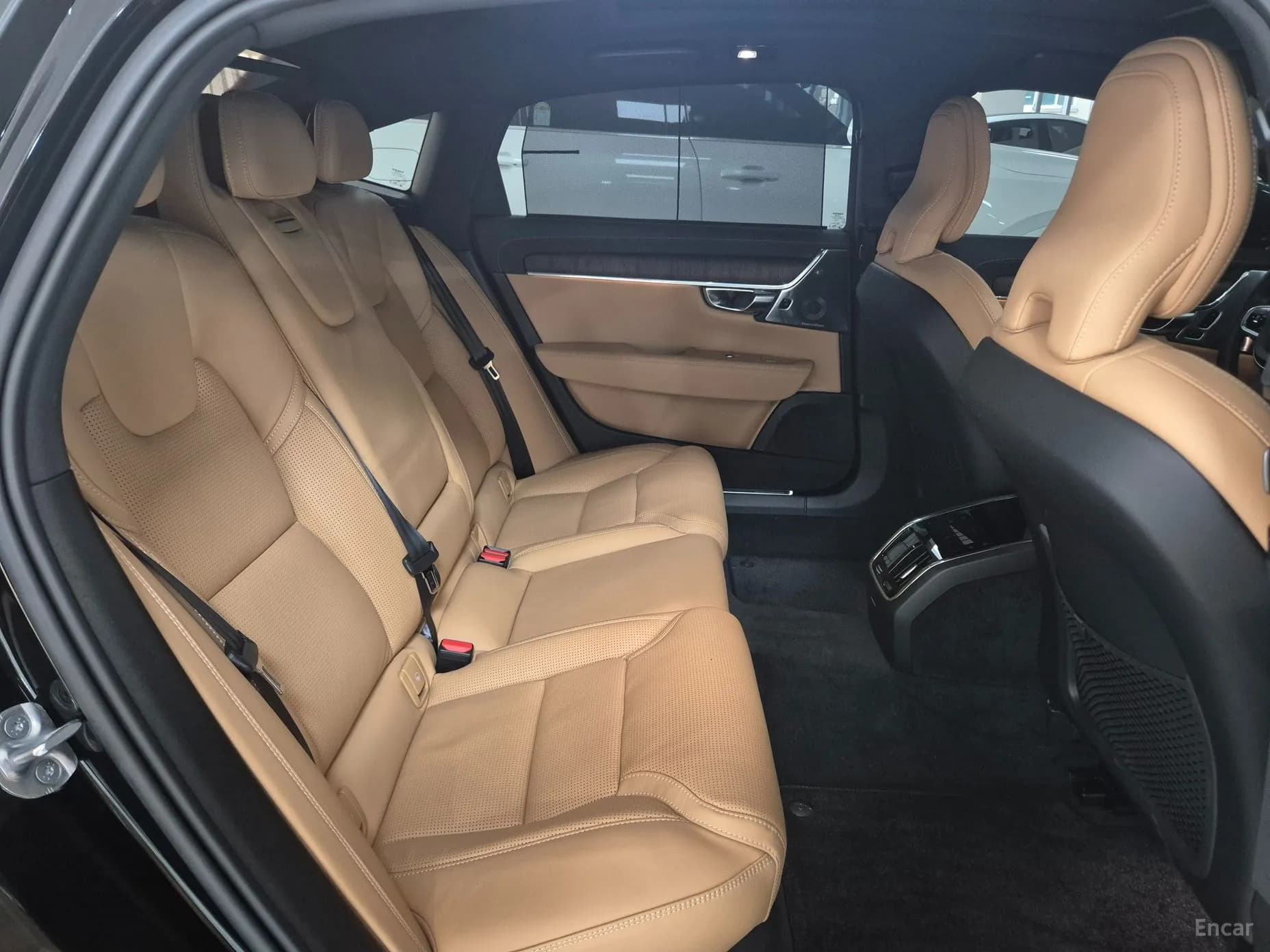 S90